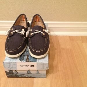 Sperry Shoes - Brand New Top-Sider Navy Shoes - price reduction! Sperry Shoes - Brand New Top-Sider Navy Shoes - price reduction!