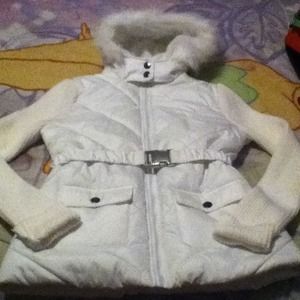 White winter coat! Furry hood! Pretty!