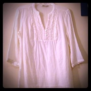 💥SOLD💥White detailed tunic REDUCED