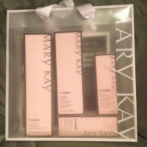 Trade with @kdecook!