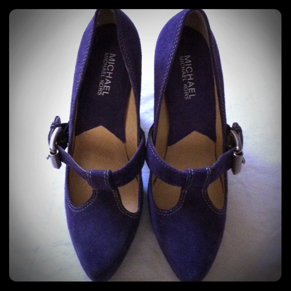 Amazing Michael Kors platform suede shoes