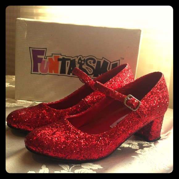 NEW Dorthy's Wizard of Oz Shoes