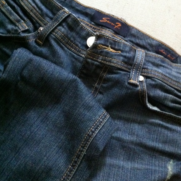 Seven7 jeans with rhinestones - Picture 3 of 4