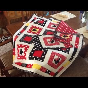 Baby quilt and pillow case