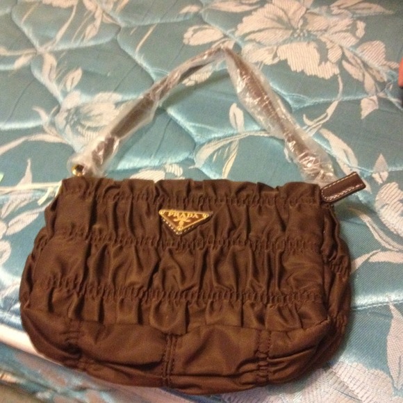 Bnwt small Prada purse just reduce
