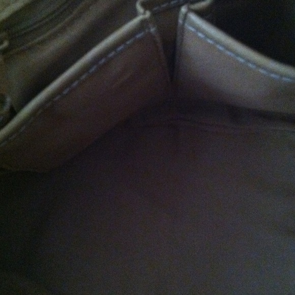 Purse - Picture 2 of 2