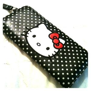 ✨💢Brand New💢✨Hello Kitty Hand-Wallet