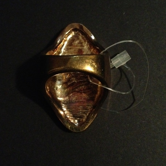 Gold leopard ring - Picture 3 of 3