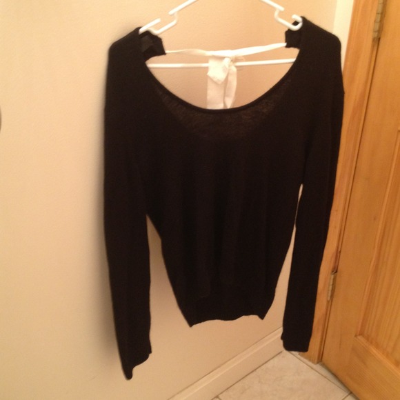 H&M sweater