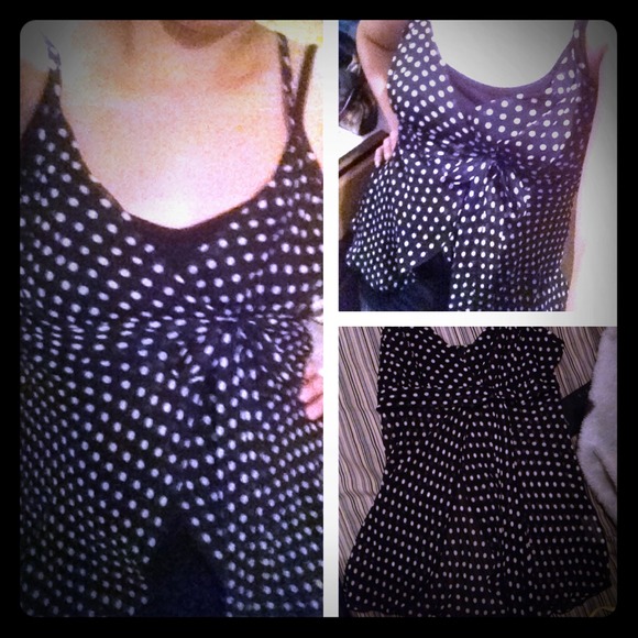 ❌sold❌ new sheer polka dot blouse never worn🎀