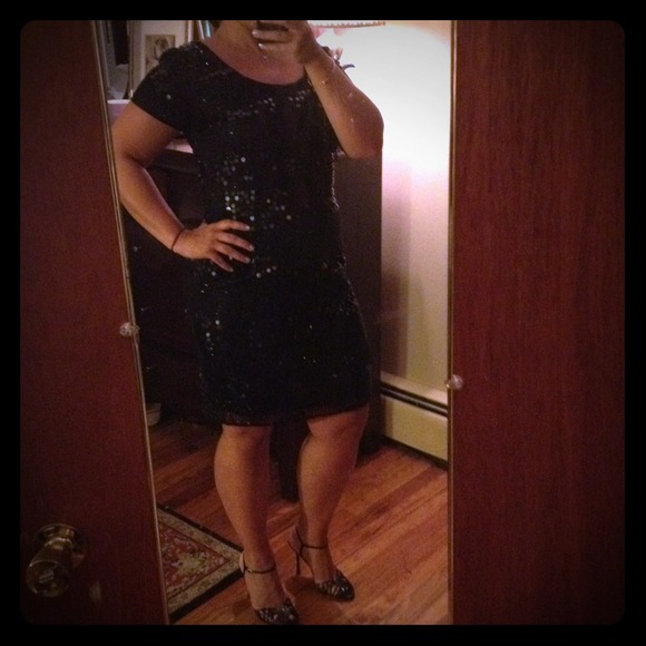 ❌RESERVED❌ 4 @katebot... Black Sequin Dress