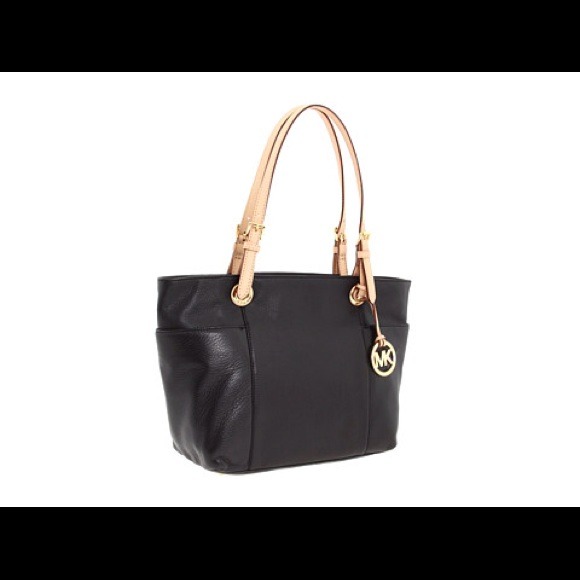 ***reserve for annayee***Michael Kors jet set tote