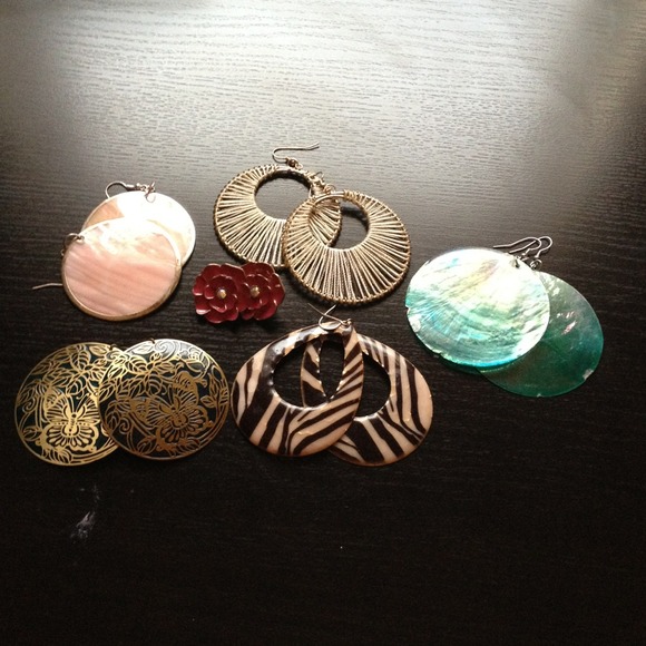 Earings