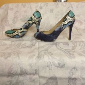For COLT...Miss me size 7 snake skin shoes.