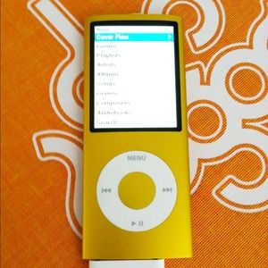 ❌SOLD to @haidi❌ 8GB yellow I pod nano