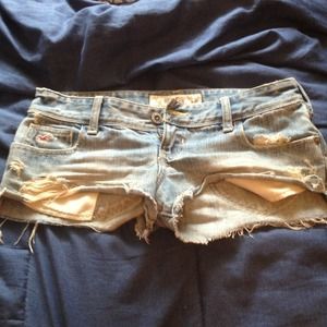 Bundle 2 Hollister shorts 1skirt