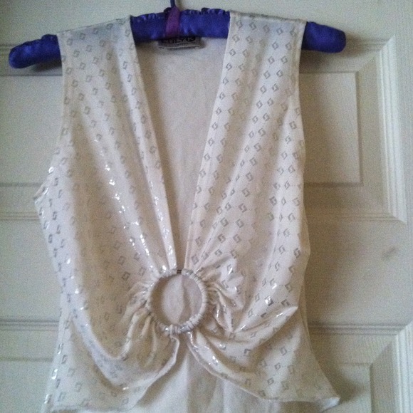 Top - Picture 2 of 2