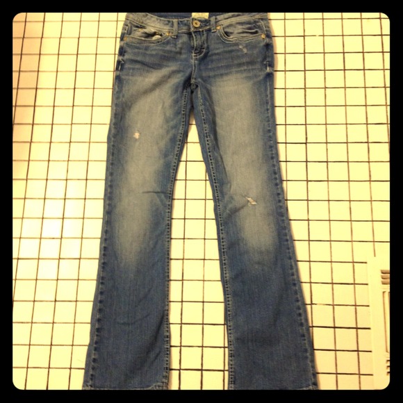 Aéropostale Medium Wash Destroyed Bootcut Jean