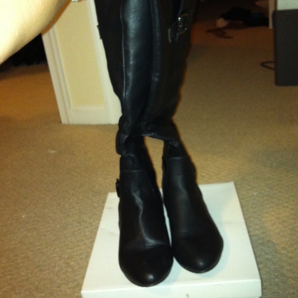 moshulu wedge sandals