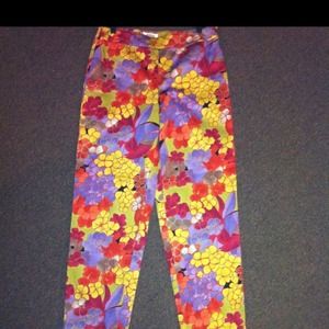 Talbots Multicolor Floral Stretch Capri Size 10