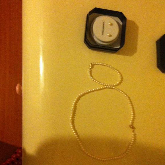 Pearl set - Picture 2 of 2