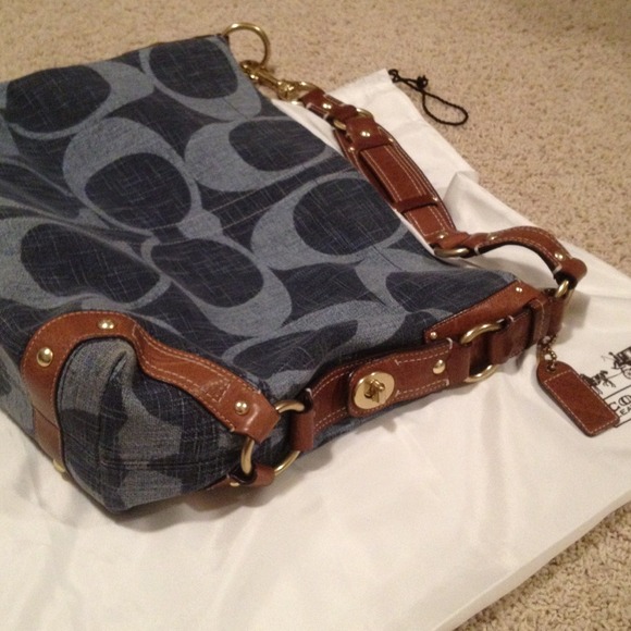Authentic Denim large Coach handbag - Picture 4 of 4