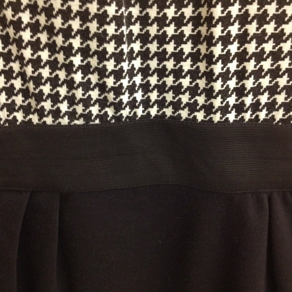 Houndstooth dress - Picture 2 of 3