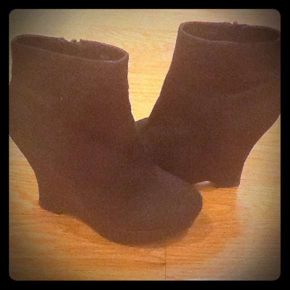 Platform black suede booties