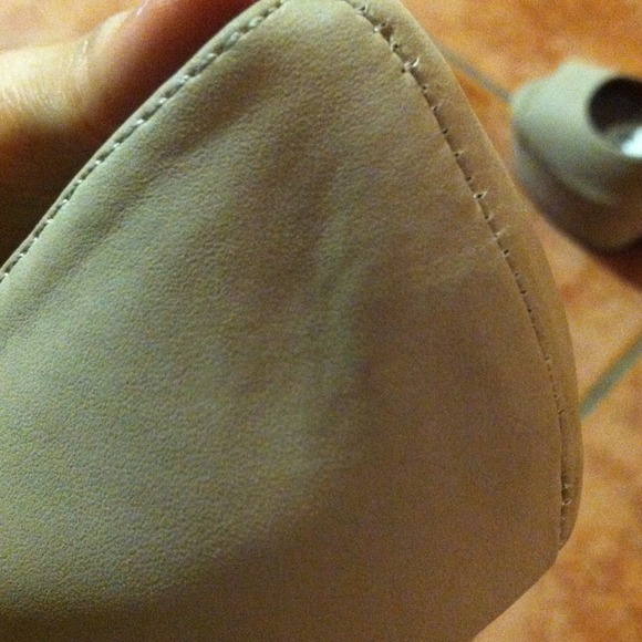 ❌Sold❌REDUCED! Penny loves Kenny nude pumps - Picture 3 of 4