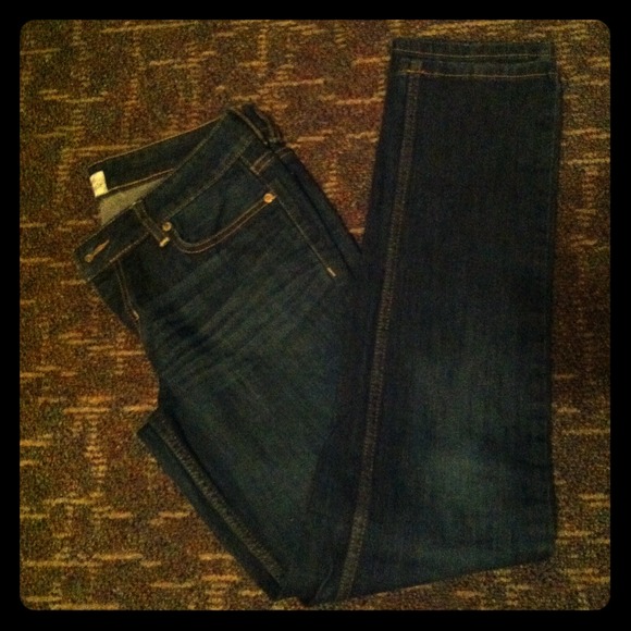 Never worn dark skinny jeans