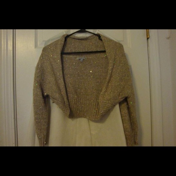 Women's shrug