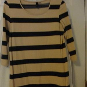 Form fitting women's stretchy dress