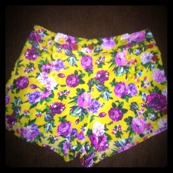 Cute Floral shorts