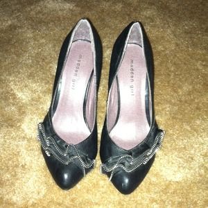 Madden Girl gray heels