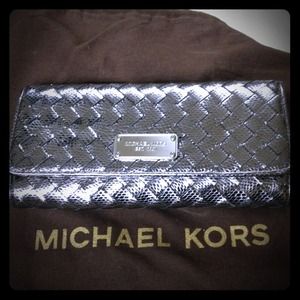 Michael Kors Clutch