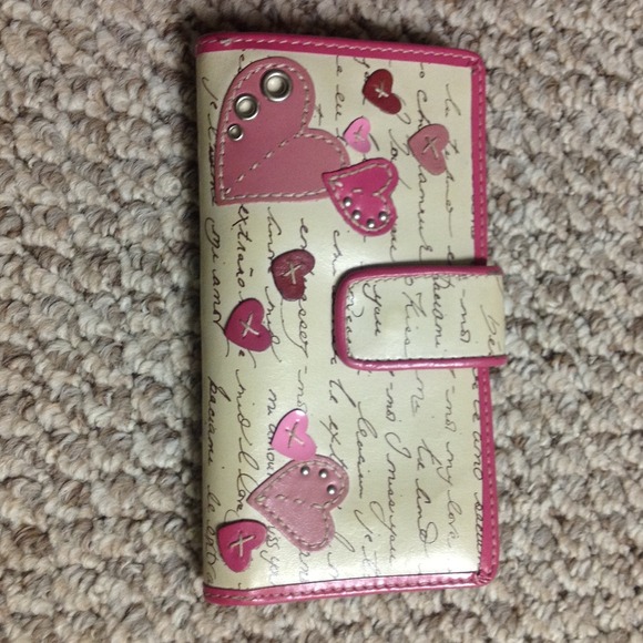 Fossil wallet with hearts🚫RESERVED🚫