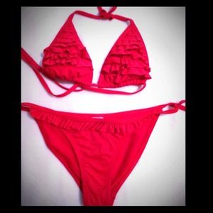 Gently Used✨Red Ruffle Bikini