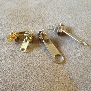 Vintaged Zipper earrings