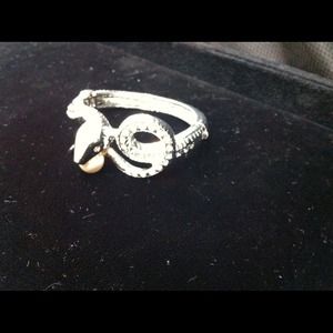 Serpent bracelet with giant pearl