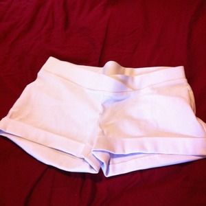 ❌reserved for nickibx❌White Body Central shorts