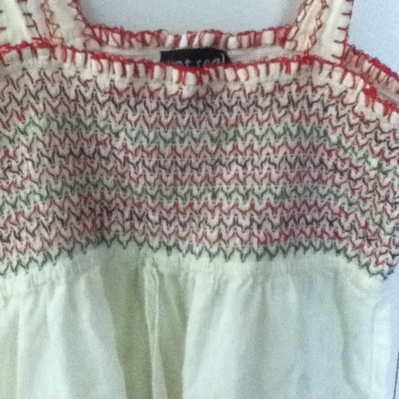 Cream , red, purple, and green top! - Picture 2 of 3