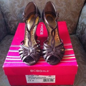 ⬇Reduced!⬇BCBGirls wedge