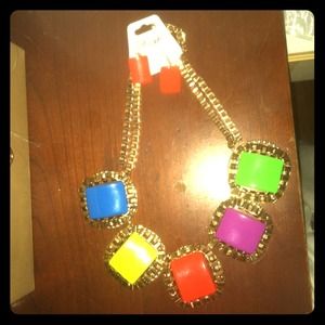 Super chunky neck and ear set color neon