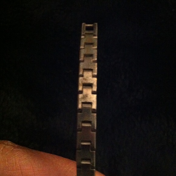Link watch - Picture 3 of 3