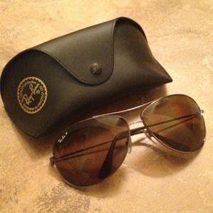 💢SOLD💢 Ray Ban Aviator sunglasses