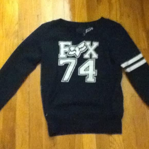 Fox pullover sweater