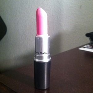 MAC PINK FRIDAY!!