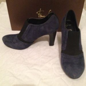 Franco Sarto suede booties