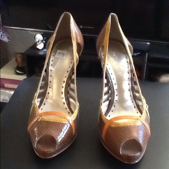 BCBG Girls heel