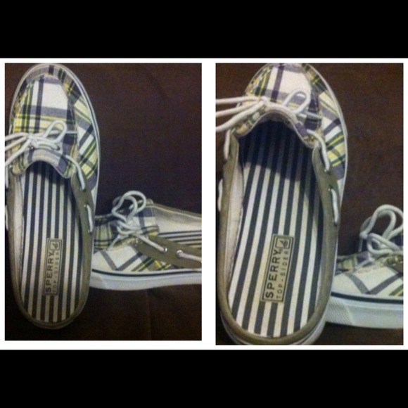 Gently used Sperry Top sider boat shoes size 9